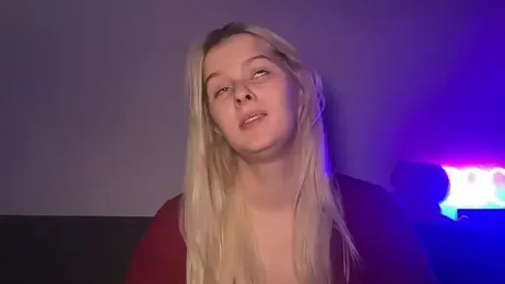 Allylove03 webcam stripchat model stream image