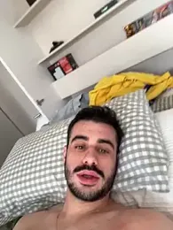 Carl242000 webcam model stream image