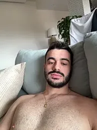 Carl242000 webcam model stream image