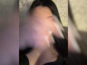 Aloeloea webcam model stream image