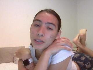 Alma Queen webcam model stream image