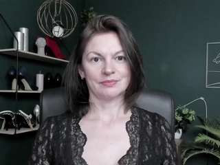 viviankiss webcam camsoda model stream image