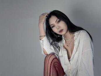 YeseniaCousens webcam livejasmin model stream image