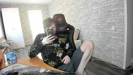 iliaskrislove webcam model stream image