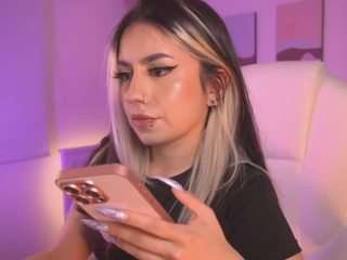 andromeedaa webcam model stream image