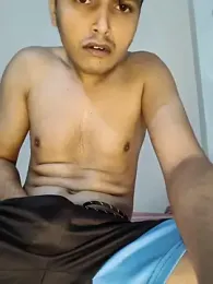 pleasureCan webcam model stream image