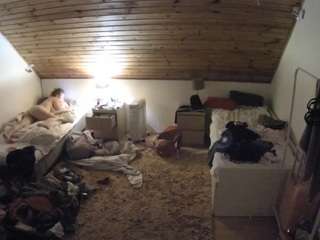 voyeurcam-julmodels-whitebed-3 webcam model stream image