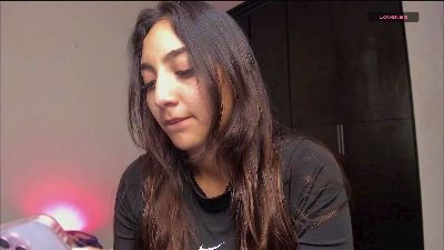 LilyGarcia webcam model stream image