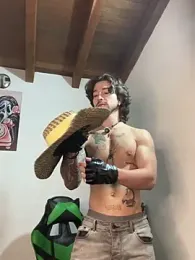 Valentino_Xander webcam model stream image