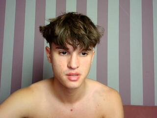 Armand Bubka webcam model stream image