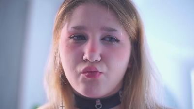 Elfie_song webcam model stream image