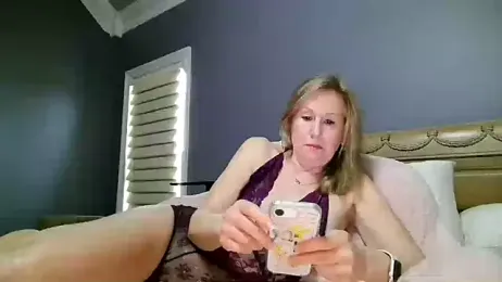 Lisaisluscious webcam model stream image