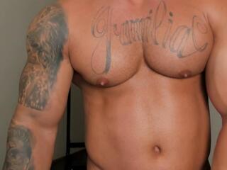 Jaxon Hunk webcam model stream image