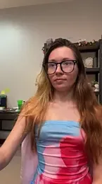 Mini_girl_do_it_better webcam model stream image