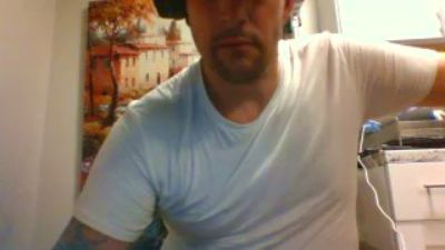 DesertDominant webcam model stream image