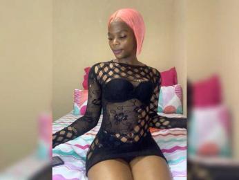 Zuludoll webcam bongacams model stream image