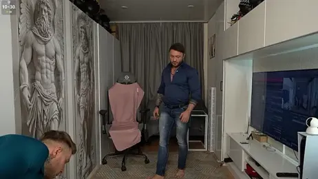 NickHOWLEN webcam stripchat model stream image