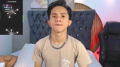 DannySantoro_ webcam model stream image