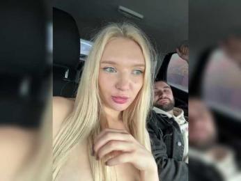AmmyAlexInPublic webcam model stream image