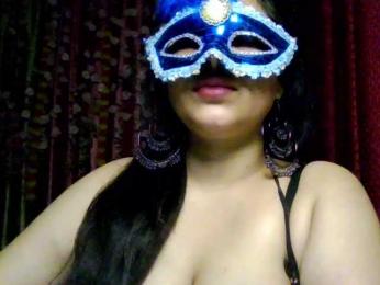Naughtyladki webcam model stream image