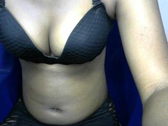 Chocoslut2233 webcam model stream image