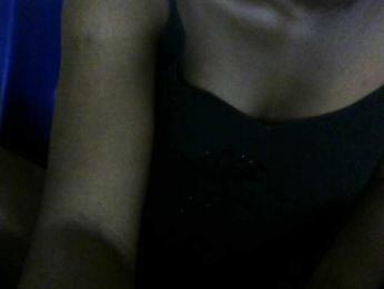 Chocoslut2233 webcam model stream image