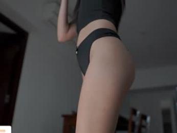 belle_adrienne webcam chaturbate model stream image