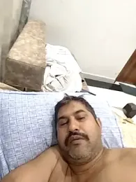 Amandev7 webcam model stream image