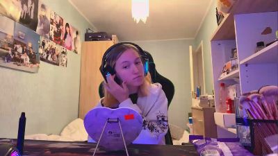 SharaTerrones webcam model stream image