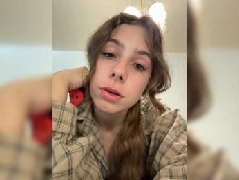 Scarlet_Noir webcam model stream image