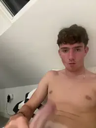 HugoJSK2005 webcam model stream image