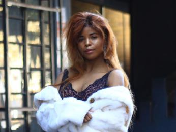 FifiCaramel webcam model stream image