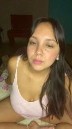 lulu_hott4 webcam model stream image