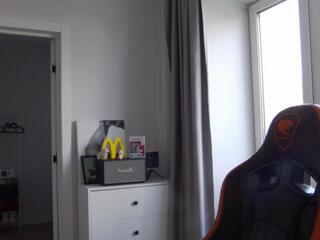 Dany Davis webcam model stream image