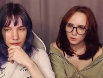 robin_yours webcam model stream image