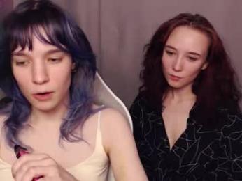 robin_yours webcam model stream image