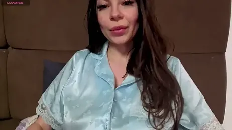 Jullyenn3 webcam model stream image