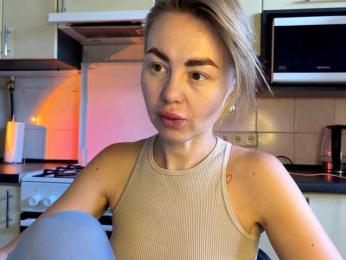 MartaLuna webcam model stream image