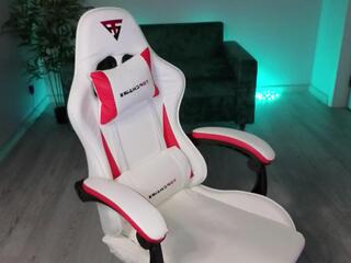 Ponky Pinky webcam model stream image