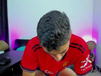 max_wild01 webcam model stream image