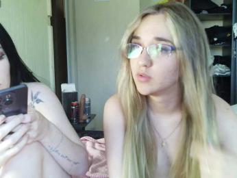 HotsCouple webcam model stream image
