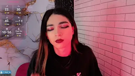 MaeveKuro webcam model stream image