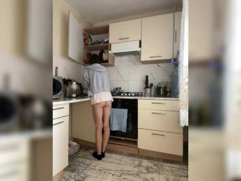 Alekseevna001 webcam model stream image