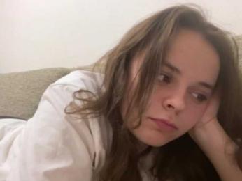 EsterGreenley webcam model stream image