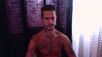 Leonard2588 webcam model stream image