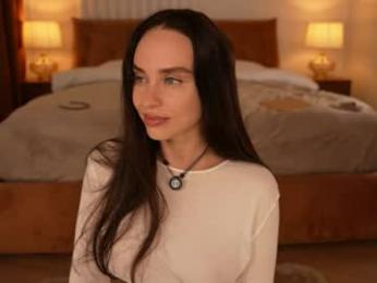 roxy_blue_eyed_ webcam model stream image
