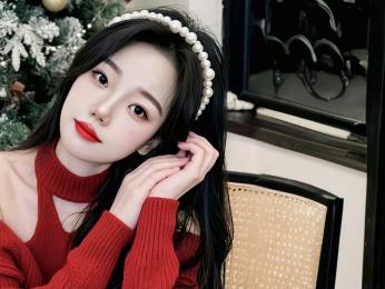 EsmeBrowm webcam model stream image