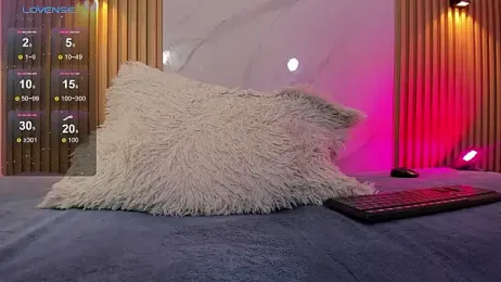 Valentinaliux_ webcam model stream image