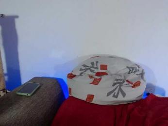 Lizhot2305 webcam model stream image