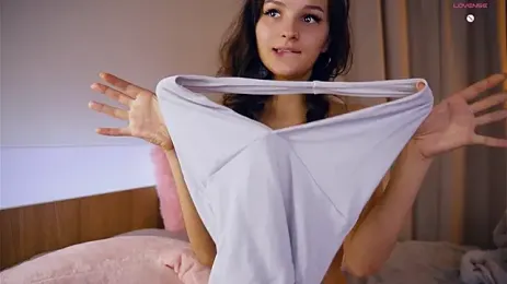 TonjaMano webcam model stream image